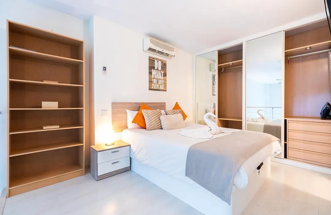 Oshun Sanchinarro Seasonal Living Lofts-1