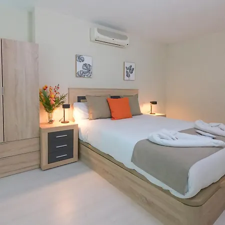Oshun Sanchinarro Seasonal Living Lofts-2