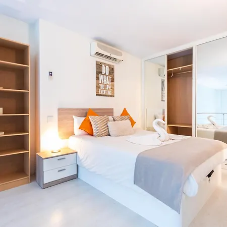 Oshun Sanchinarro Seasonal Living Lofts-2